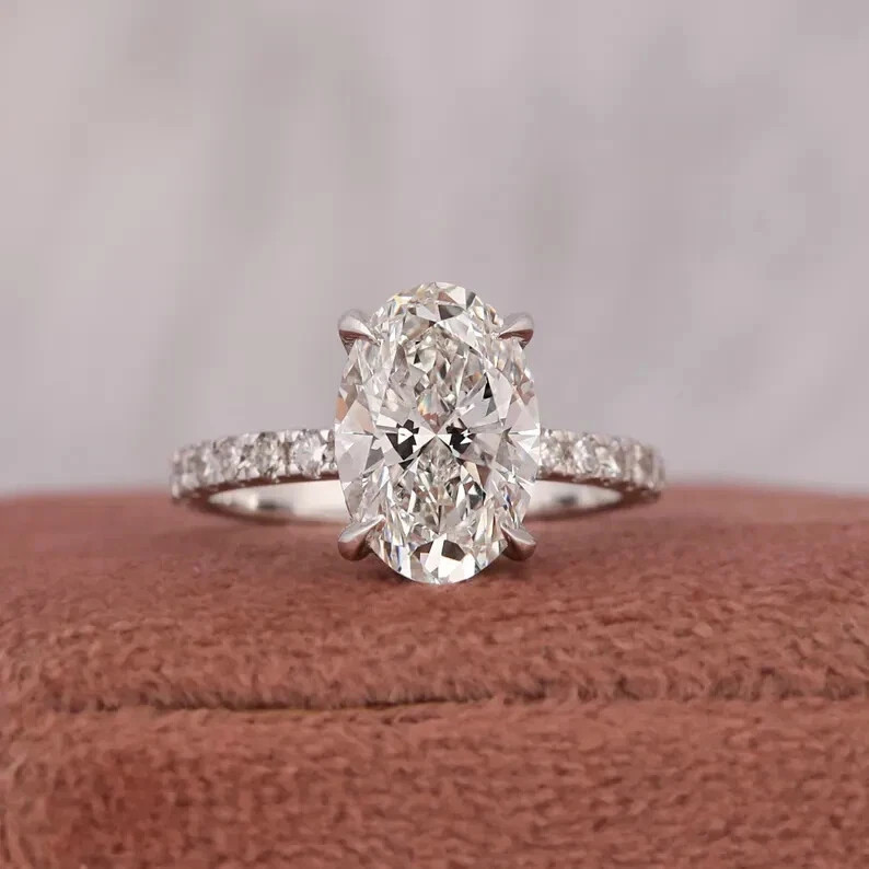 Prong Setting 3.60 Ct Moissanite Oval Cut Engagement Wedding Ring