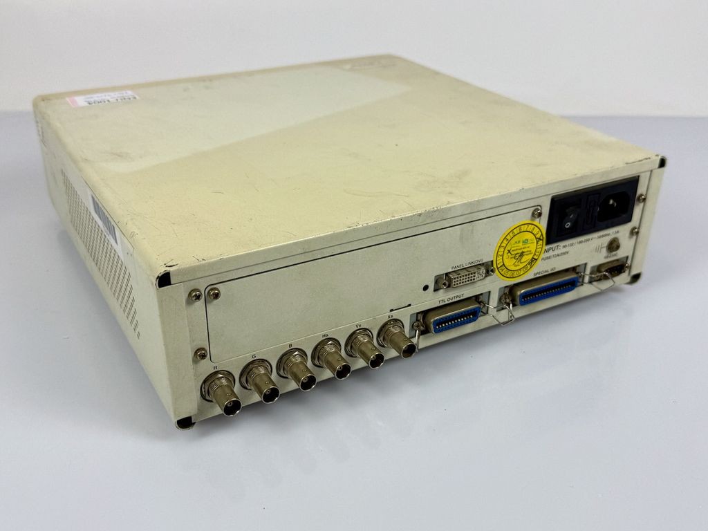 Chroma ATE 2326 Video Pattern Generator RS-232C 16xTTL DVI Analog RGB