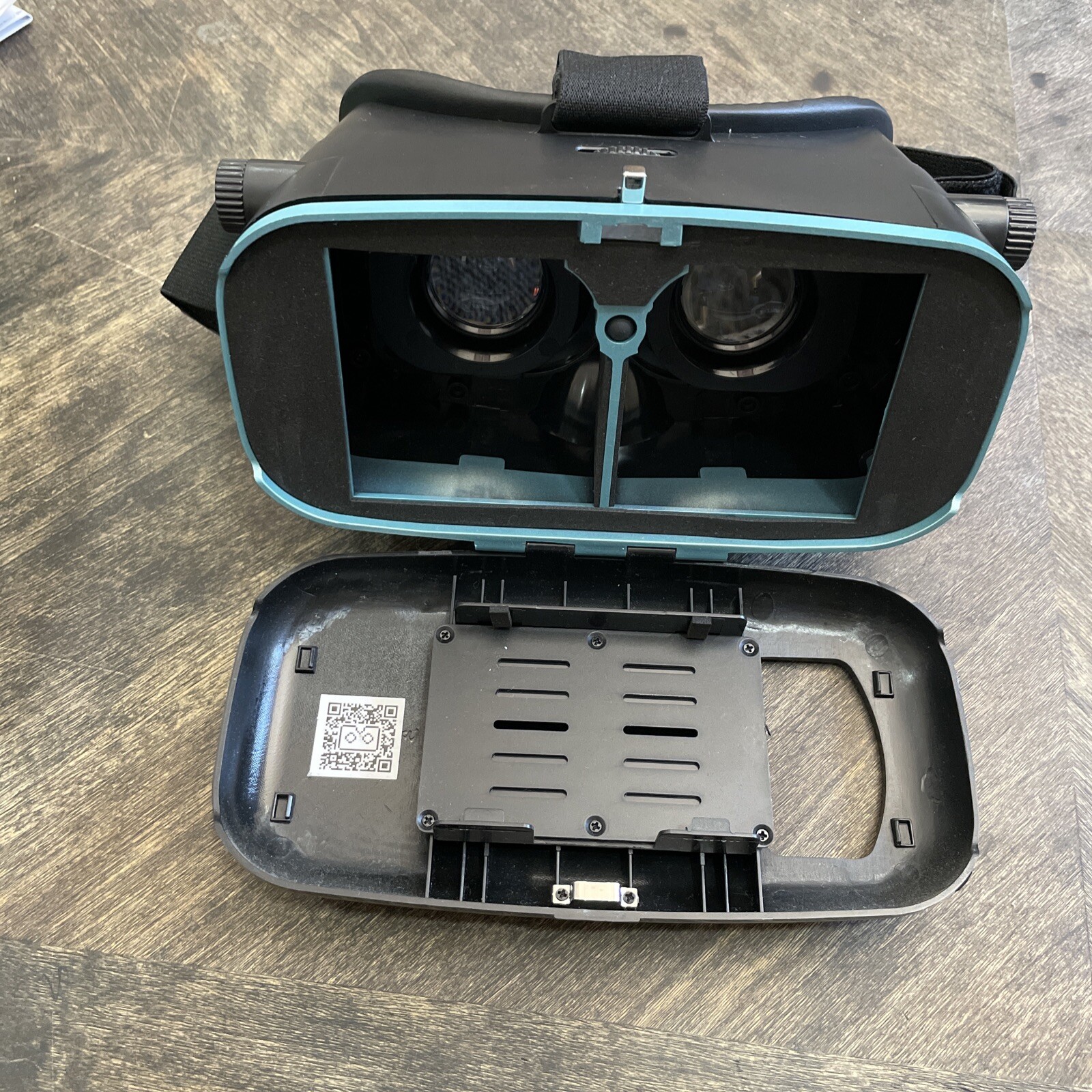 Emerge Tech EUVRC Utopia 360Degree Virtual Realty Headset with Bluetooth...