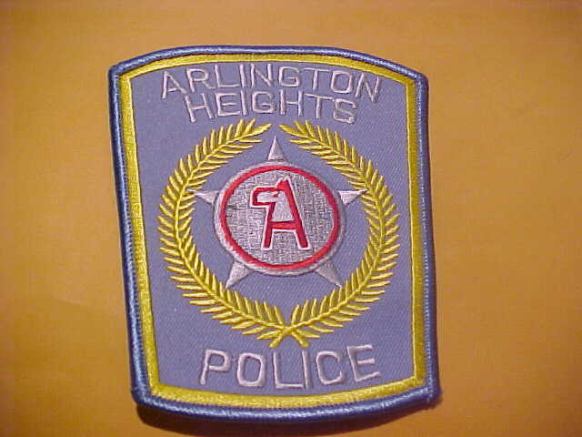 ARLINGTON HEIGHTS ILLINOIS POLICE PATCH SHOULDER SIZE UNUSED