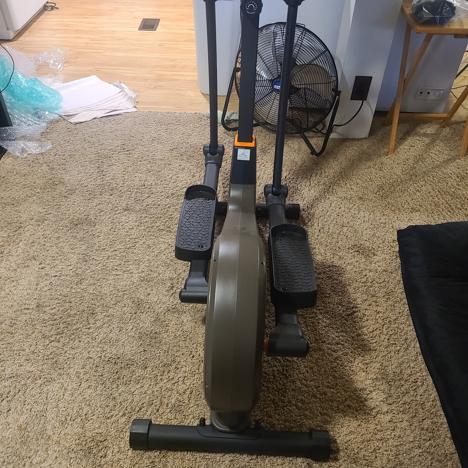 Elliptical Exercise Machine Hyper-Quiet 16 Resistance Levels, 400LBS Capacity