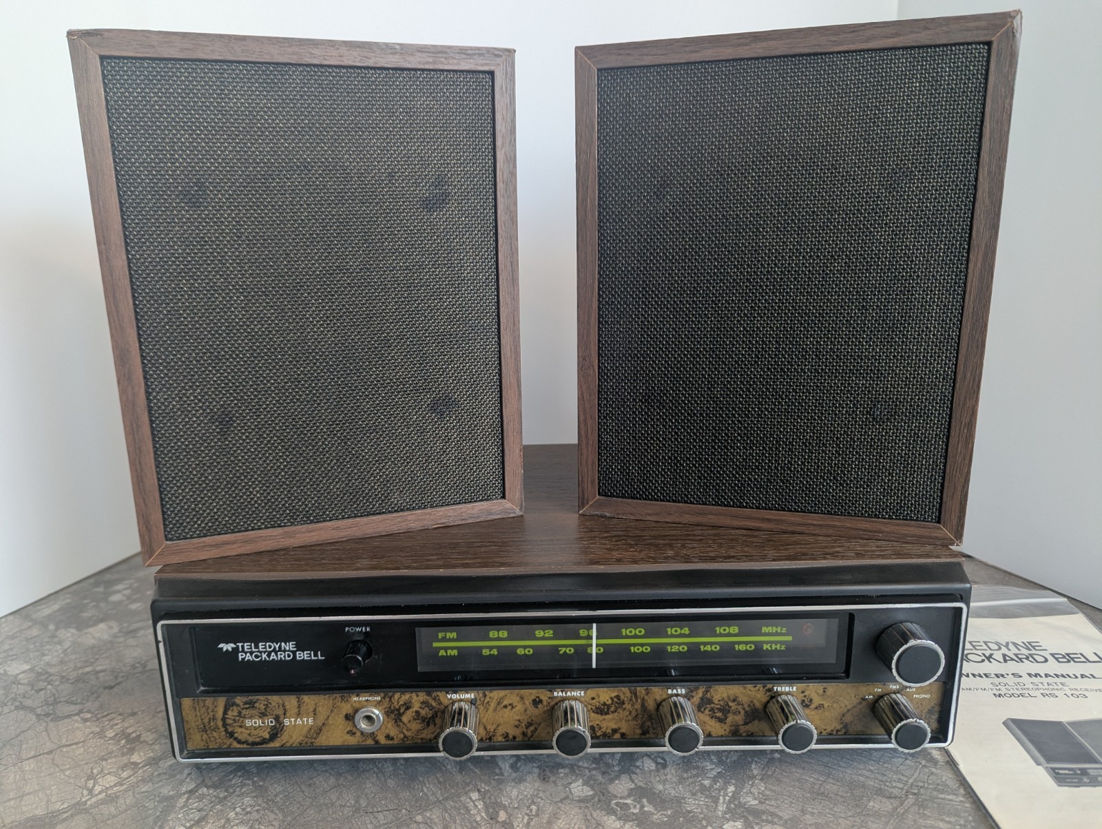 Vintage Teledyne Packard Bell Stereo System w/ Speakers RS103- BEAUTIFUL