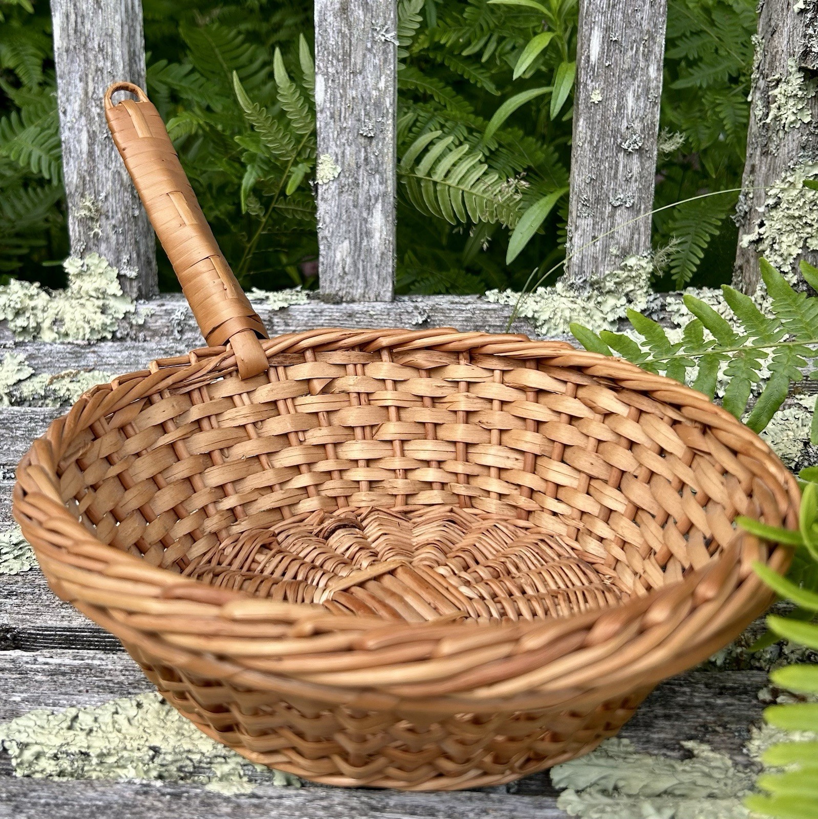 Short-Handle Woven Wicker&Rattan Vtg Offering Basket Bread Serving Pan Casserole