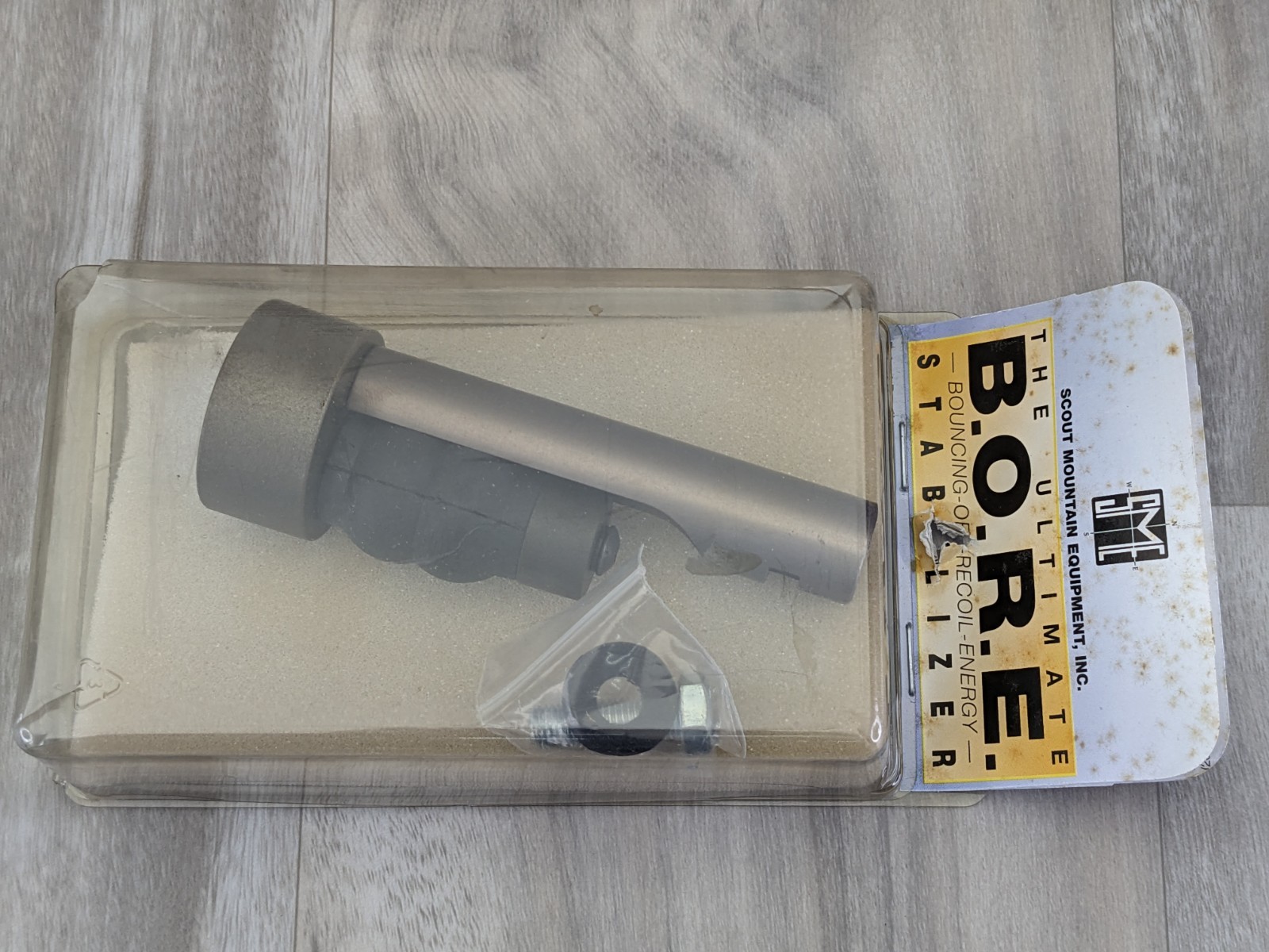 Vintage USA The Ultimate B.O.R.E. Stabilizer Bouncing Of Recoil Energy Bow NOS