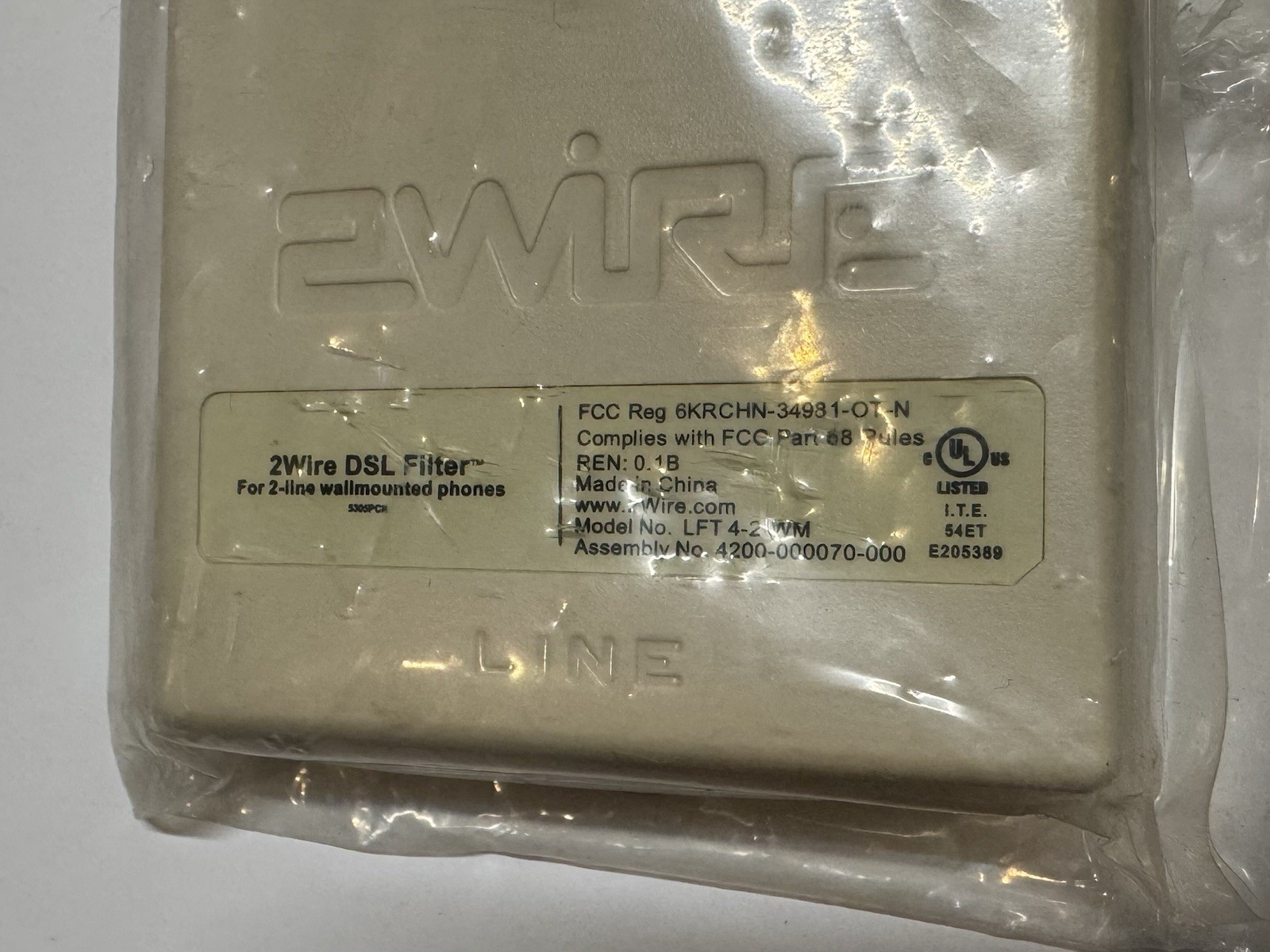 2WIRE DSL FILTER MODEL LFT 4-2-WM FOR 2-LINE WALL MOUNTED PHONES