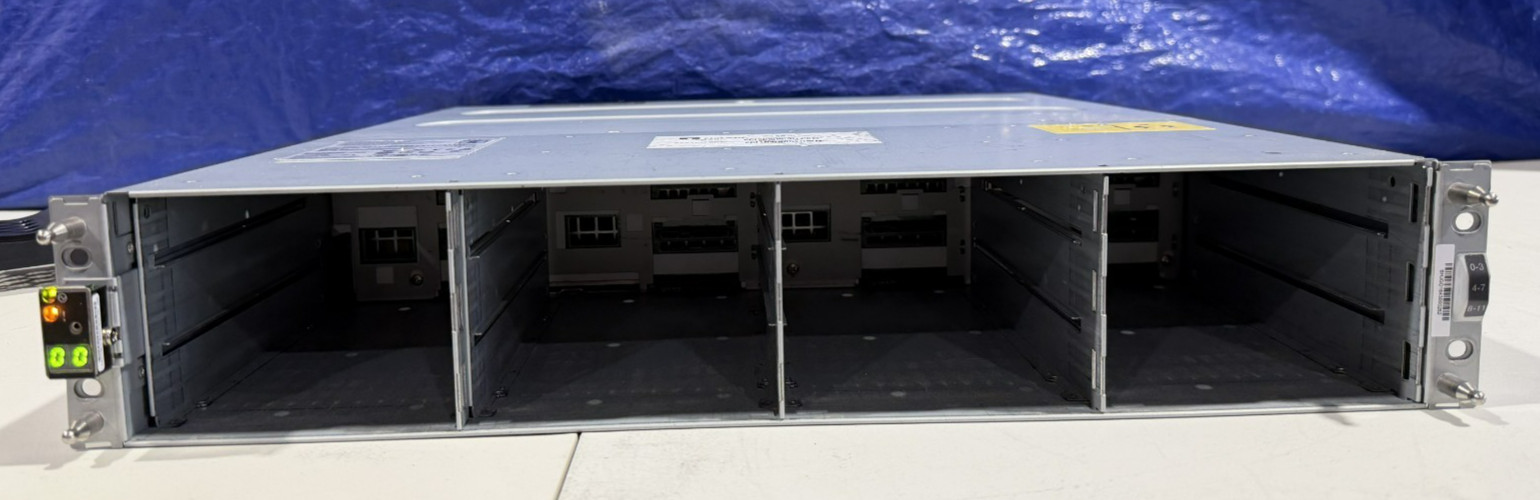 NetApp NAJ-1502 Expansion Shelf Disk 12x LFF 2x Controllers IOM12 #3 See Desc.
