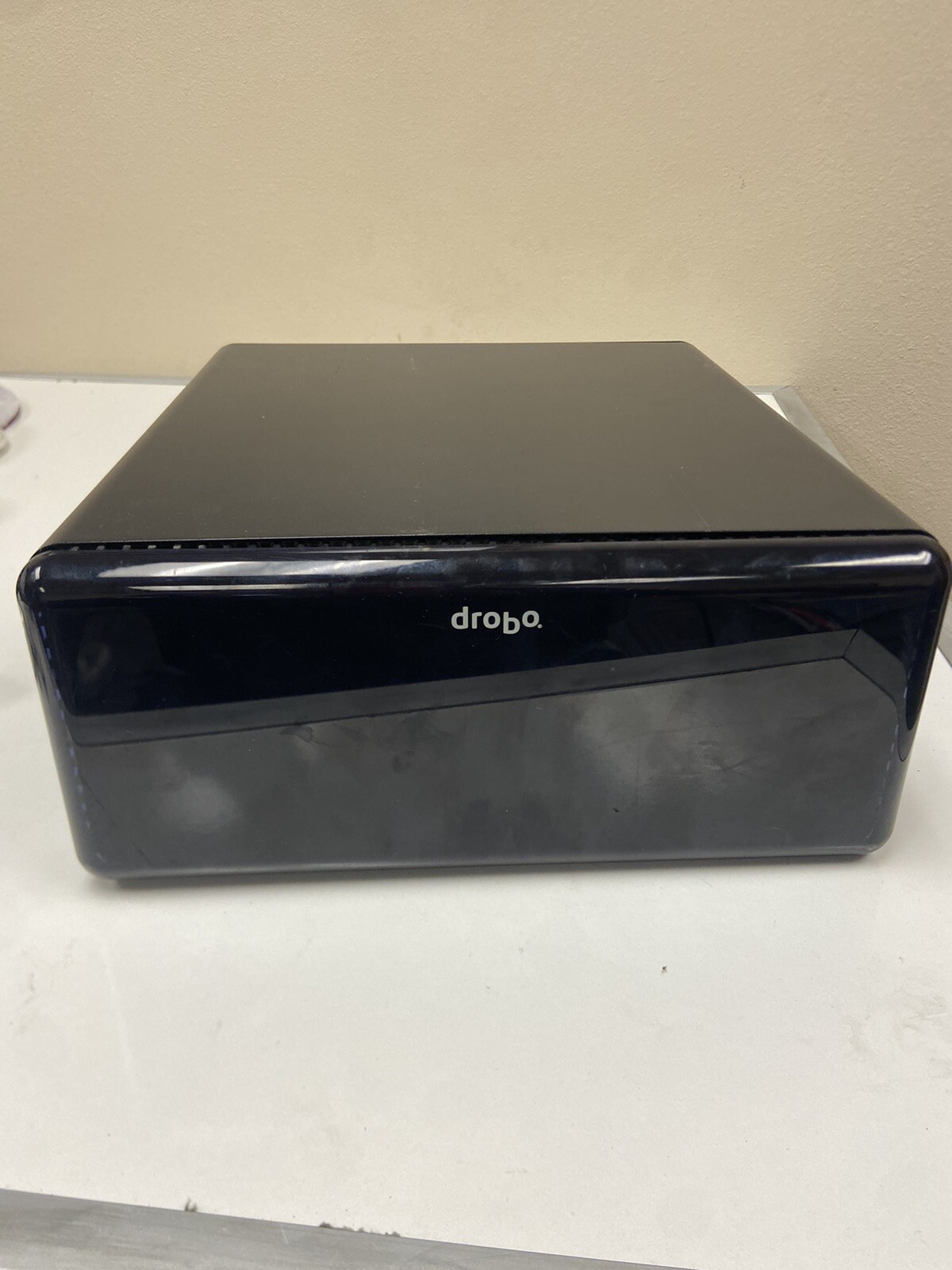 Data Robotics DROBO DRPR1-A Storage Array No Hard Drives - AS IS