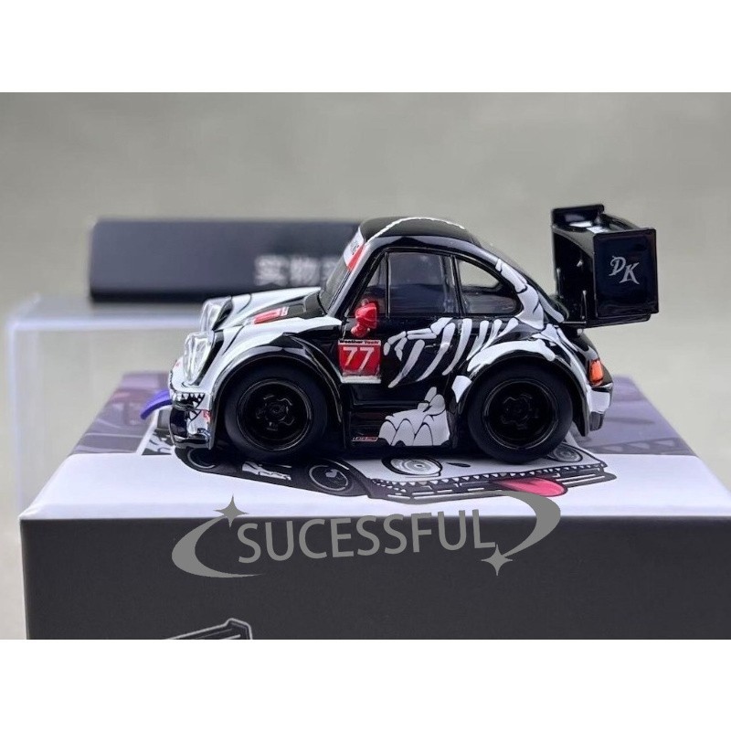 1:64 Black Dragon #77 Widebody 930 Q Version Diecast Metal Loose Collectible Car