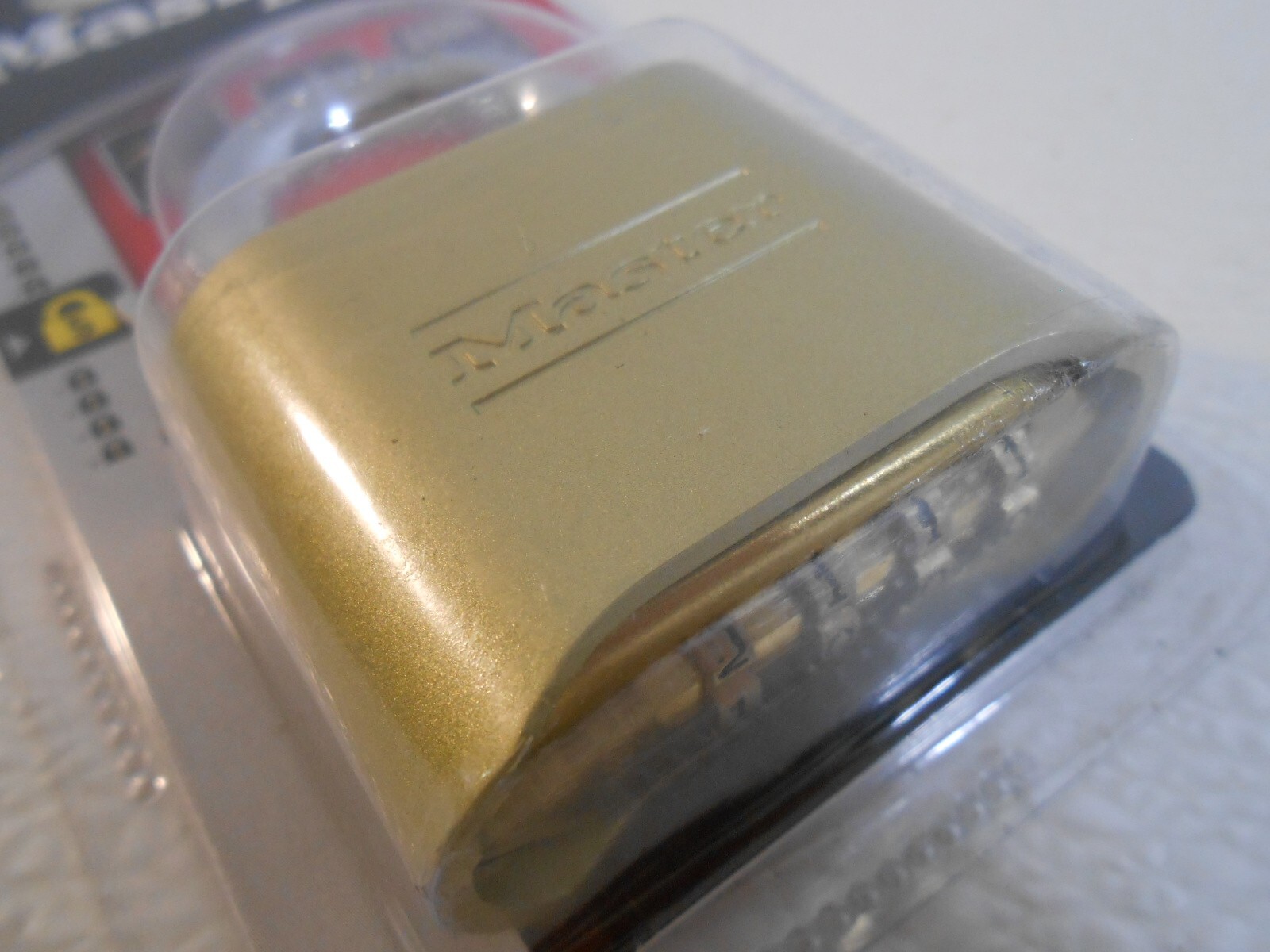 Master Lock Combination Padlock, Set your own combination, Sinlge Pack 175D 1"