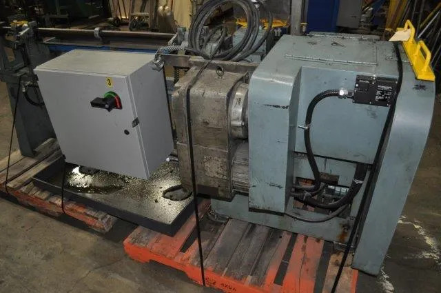 1/4" SHUSTER WIRE STRAIGHTENER AND CUT OFF