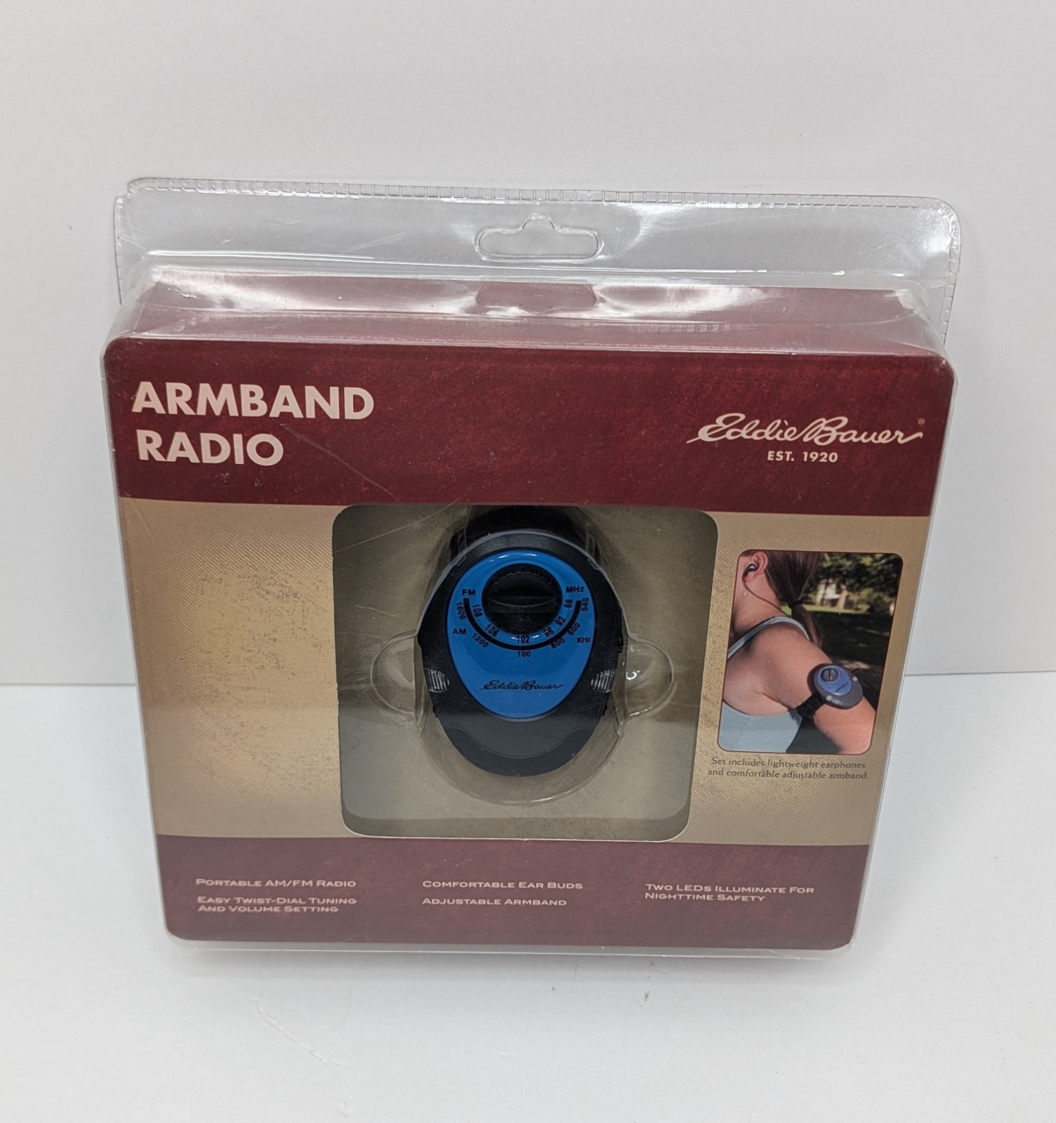 Eddie Bauer Armband Radio VTG NEW Sealed Box Rare  AM/FM Radio Blue Black b1