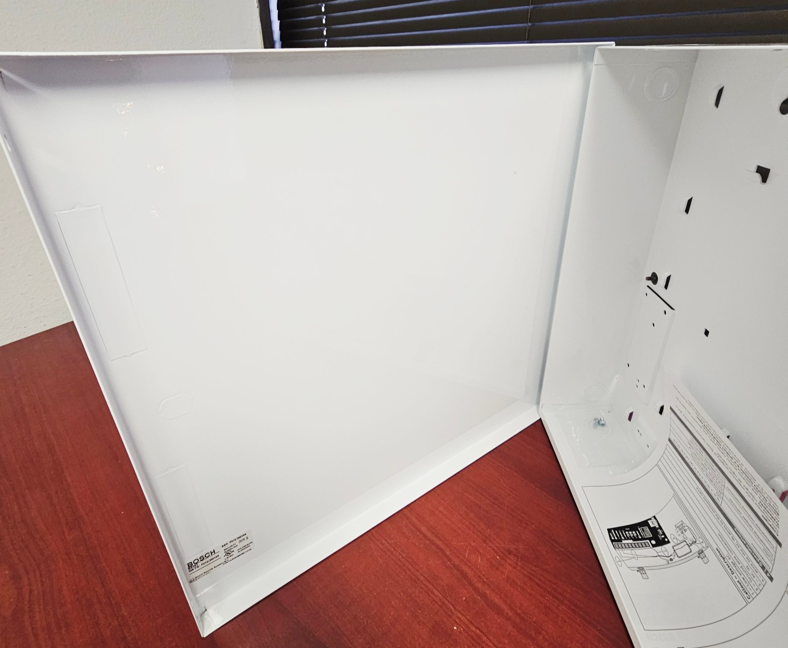 Bosch B8103 Mounting Box for Switch White White NEW (Open Box)
