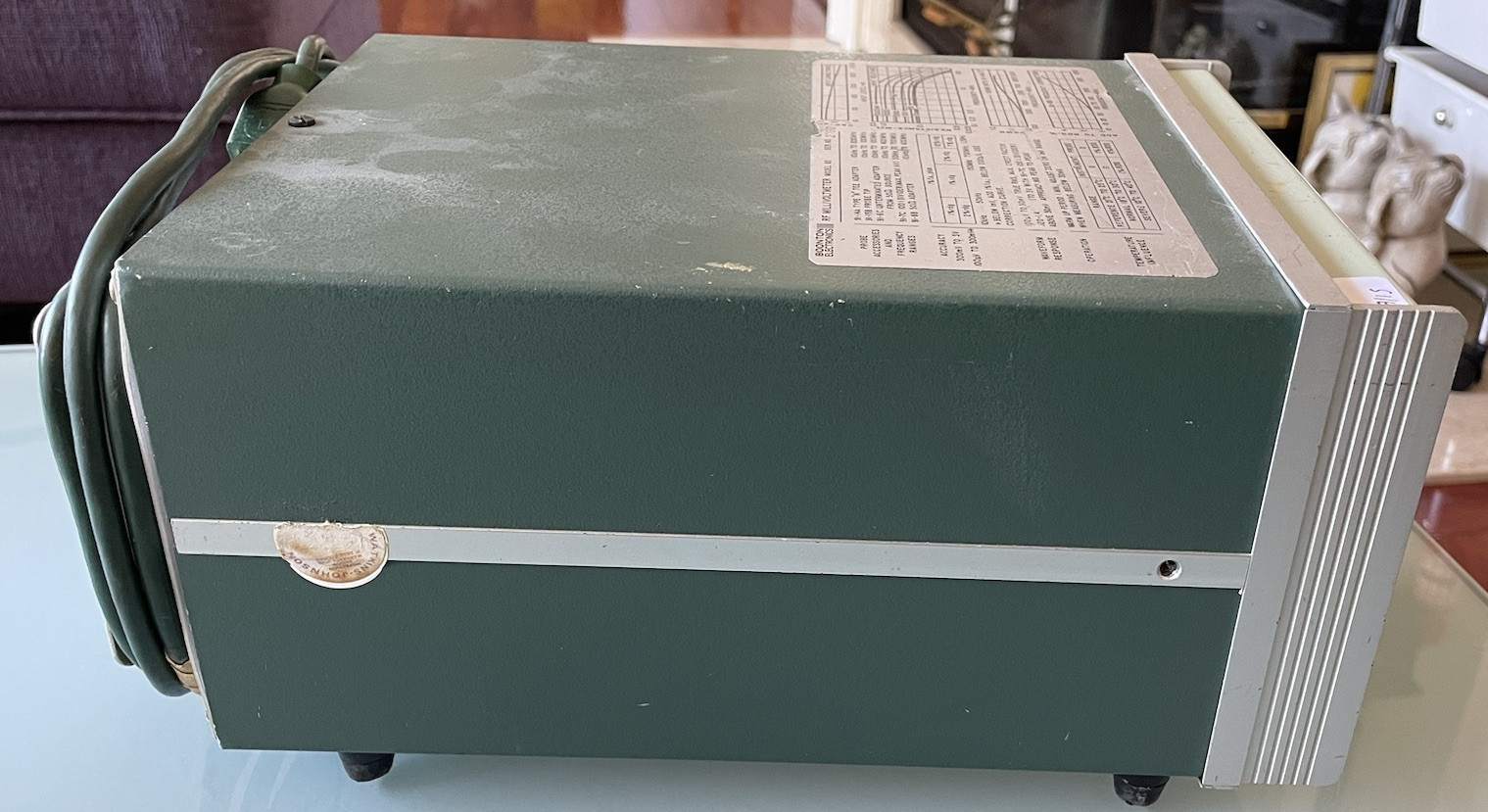 Boonton RF Millivolt Meter Model 92B No Probe Powers On As Is