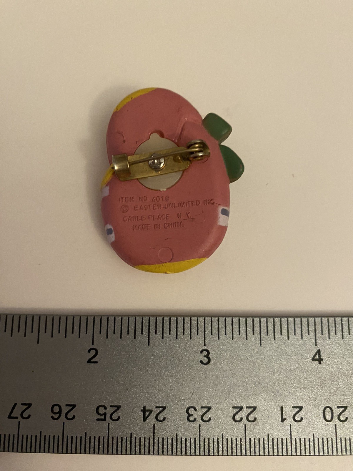 Easter Unlimited Chick Egg Lapel Pin P59