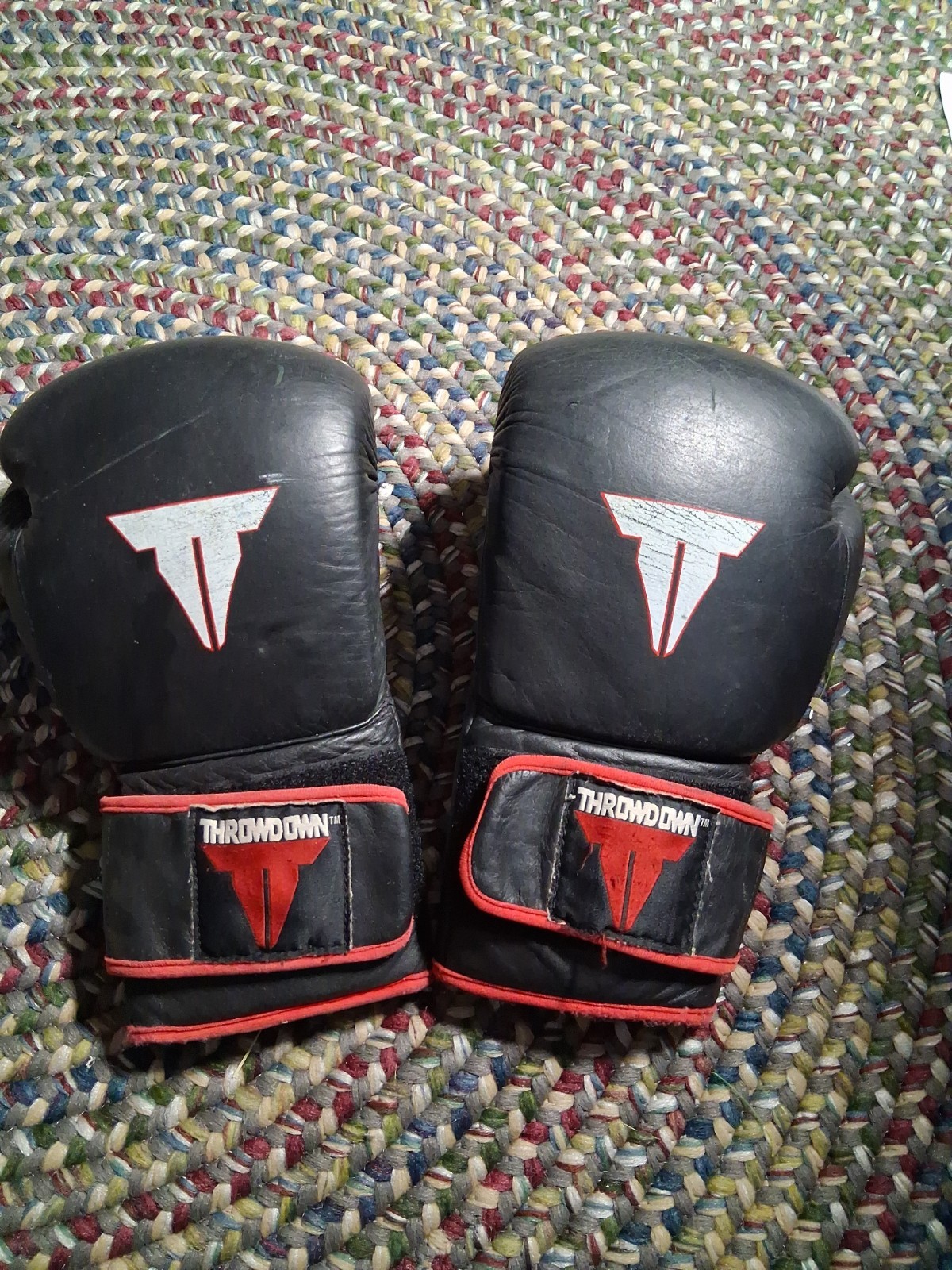 Throwdown MMA Gloves 4 Oz.