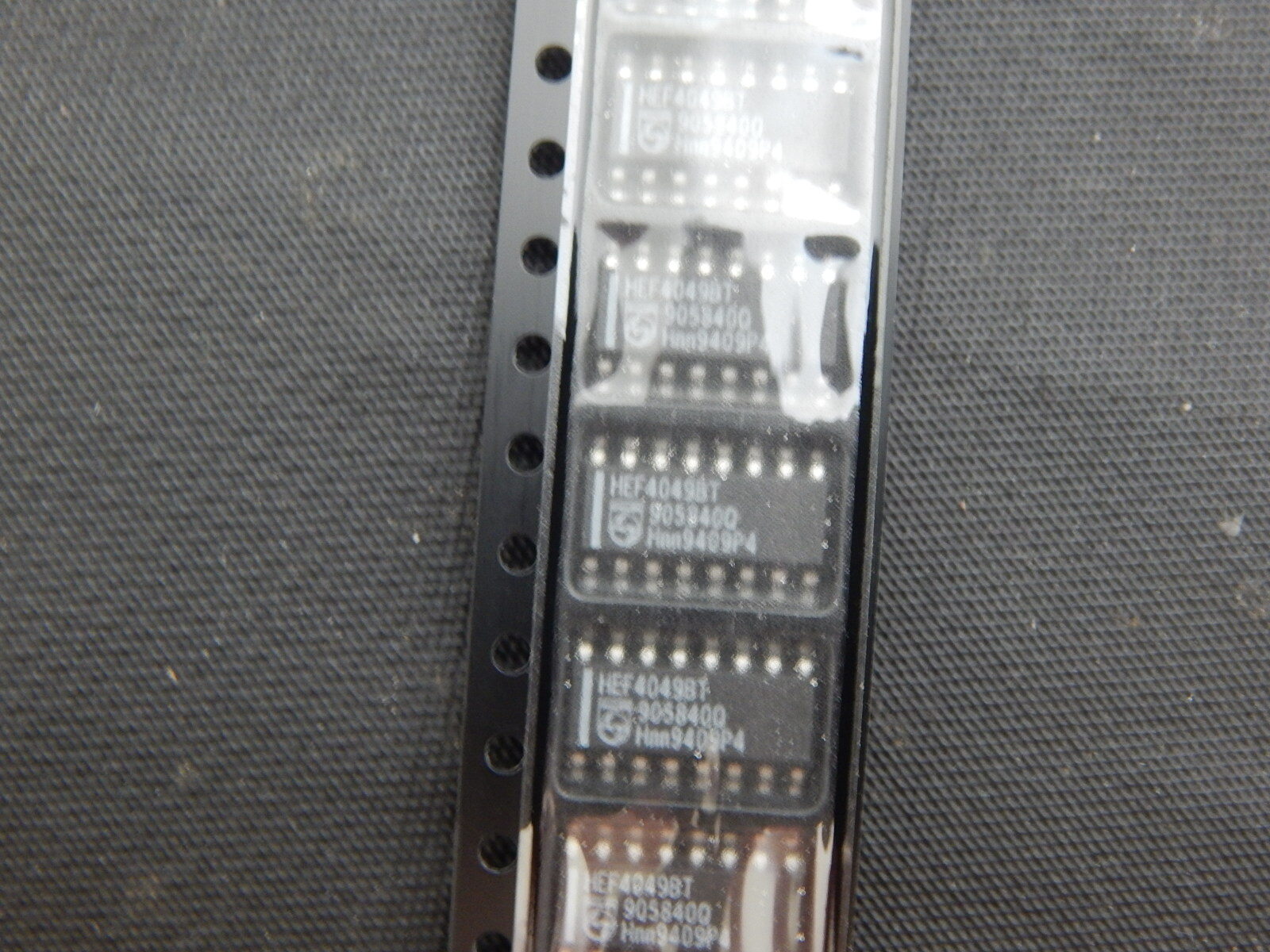 PHILIPS HEF4049BT Buffer/Converter 6-CH Inverting CMOS 16-Pin SO - LOT OF 20 ICS