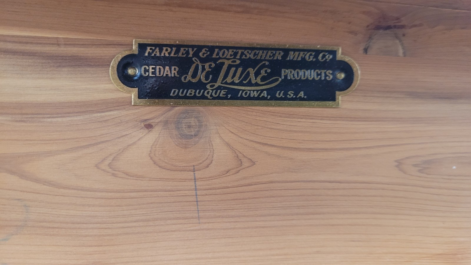 Farley & Loetscher MFG. Co. Cedar Chest, Damaged front bottom, missing feet