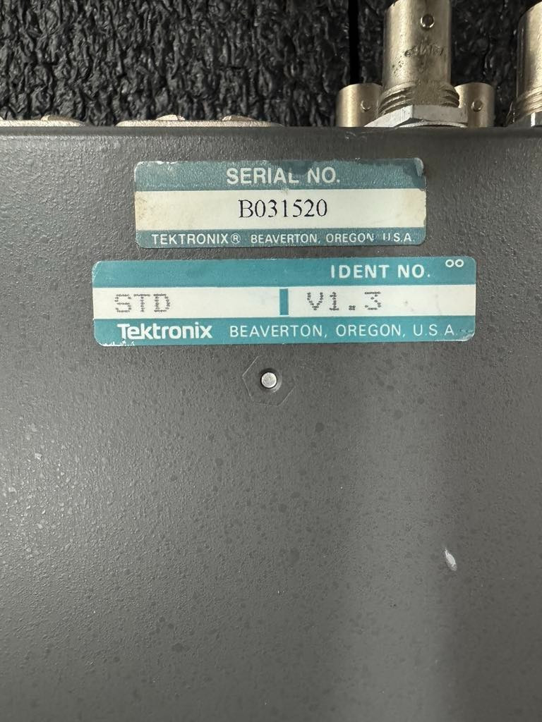 Tektronix TSG131A Multiformat Signal Generator