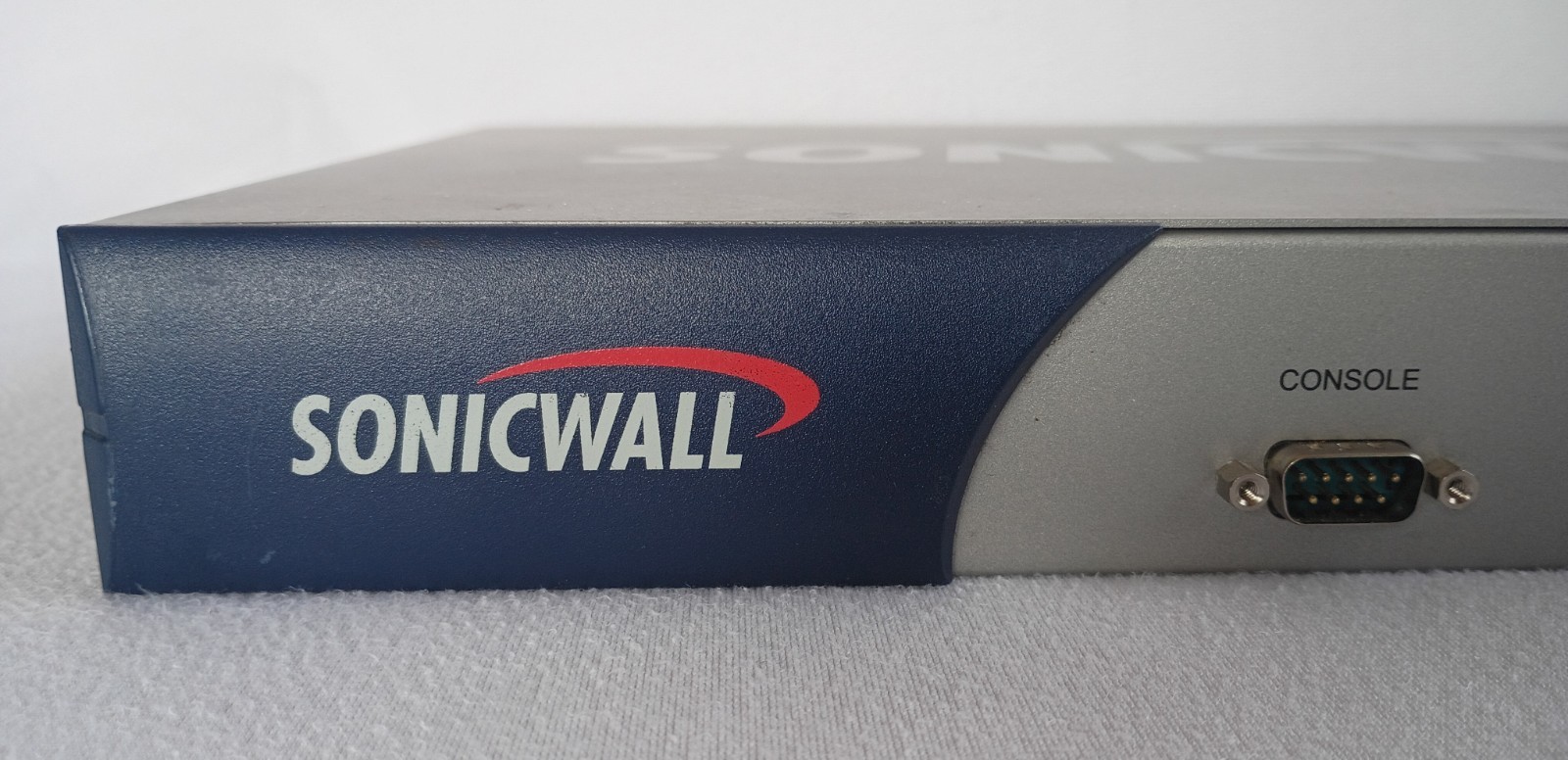 SonicWall PRO 2040 VPN 1RK0A-02A Firewall Network Security