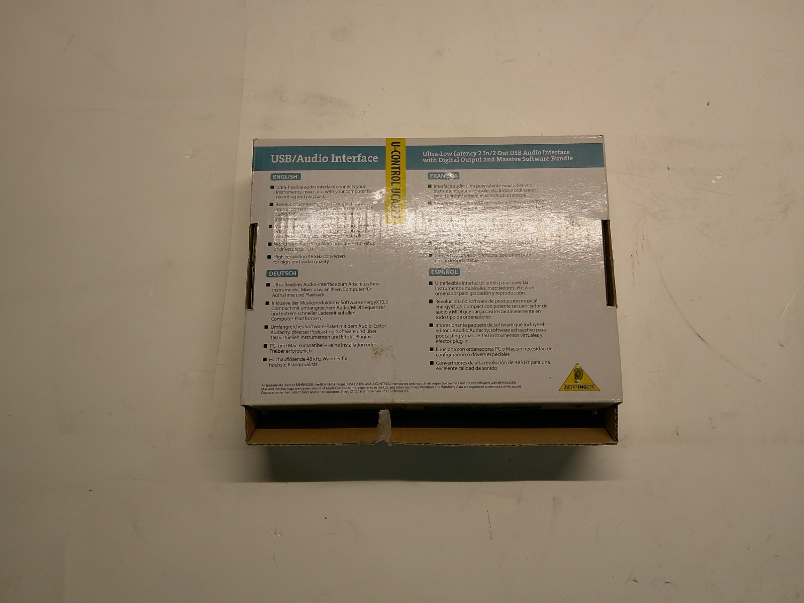 Behringer U-CONTROL UCA222 USB Audio Interface