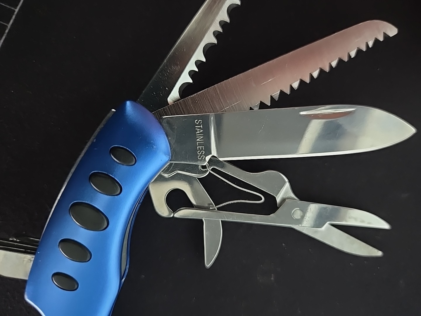 Sharper Image 11 In 1 Multi-tool~ Never Used Open-Box.