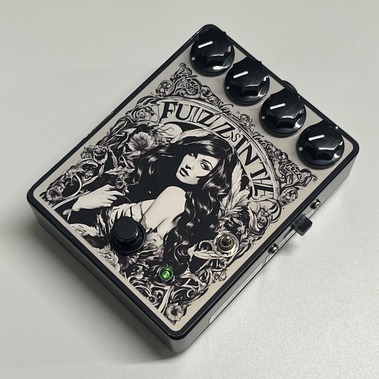 Analog White Zero FUZZSINTHE VERVE Guitar Fuzz Pedal SAG Toggle Switch Used