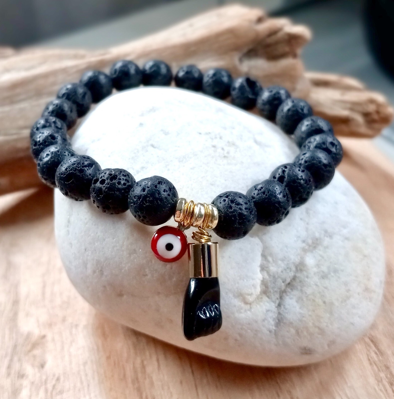 Pulsera Mano de Azabache, Black Lava Bead, Mal De Ojo, Proteccion, Buena Suerte