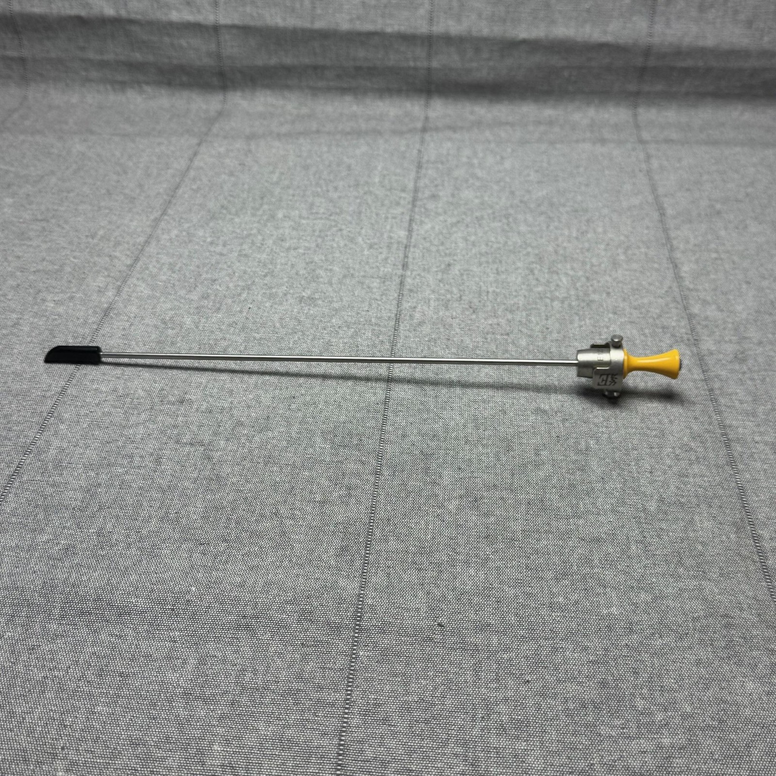 Acmi E1230 Rigid Surgical Obturator Stylet Instrument Silver Yellow Handle Rod