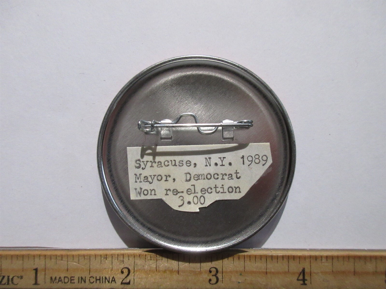 1989 Mayor Tom Young Syracuse Pin Pinback Button 2.25" Democrat