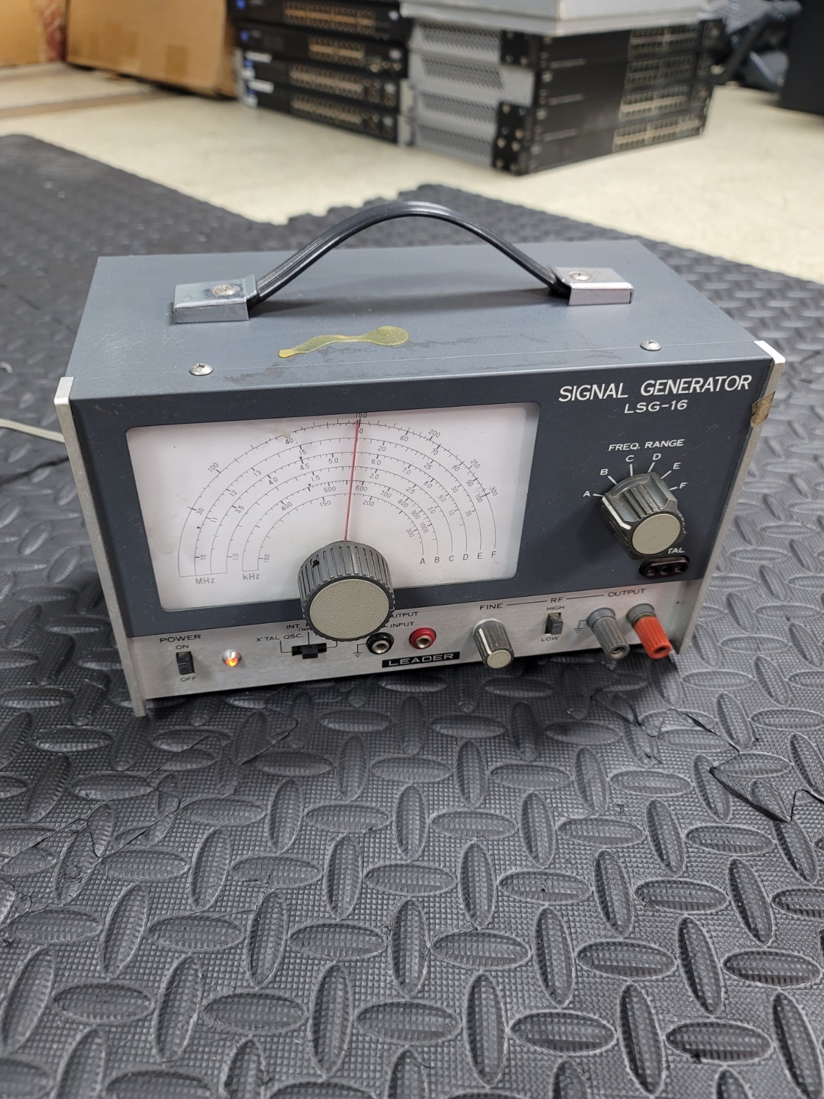 Leader Model: LSG-16 Signal Generator - AS IS
