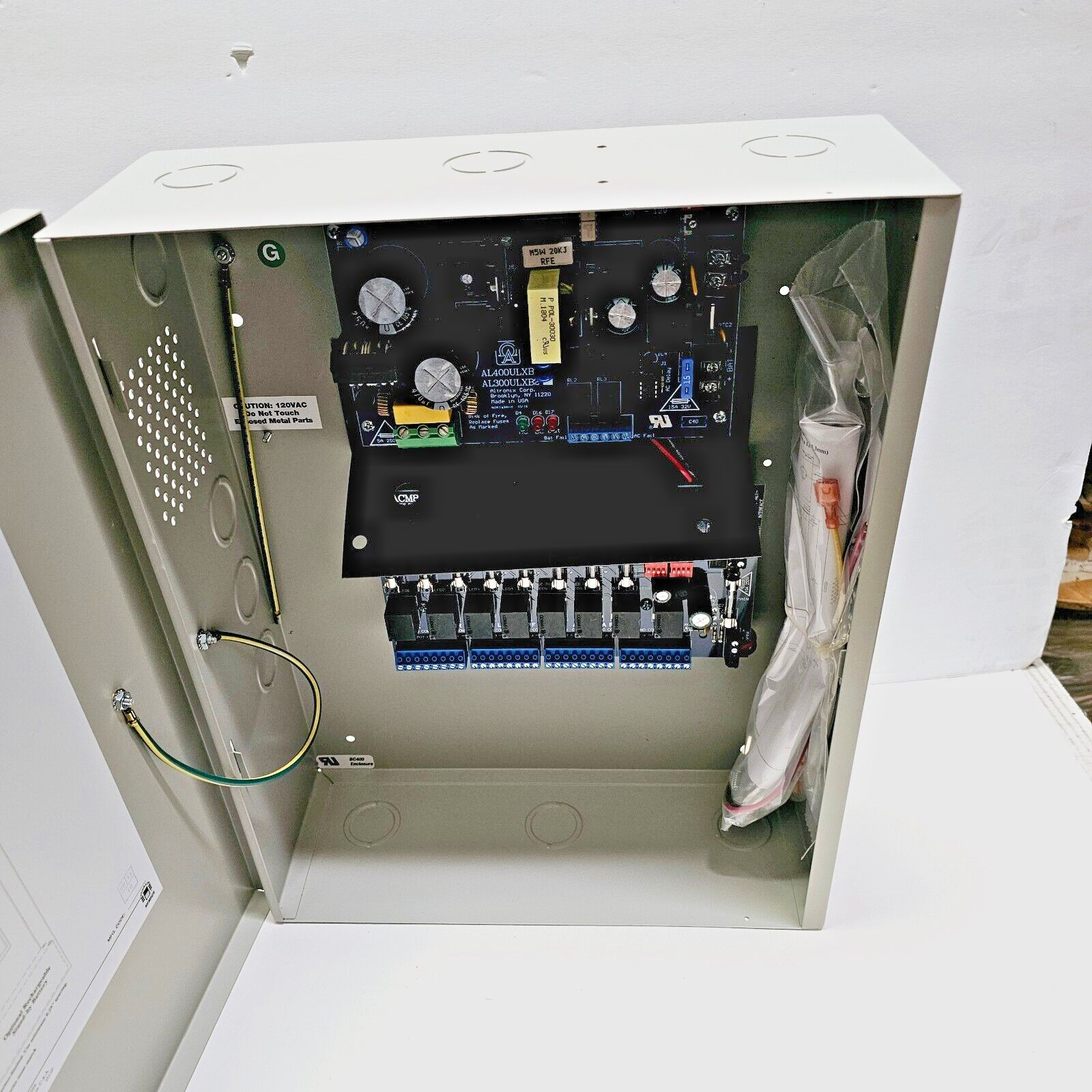 Altronix AL400ULACM Power Supply NEW (Open Box)