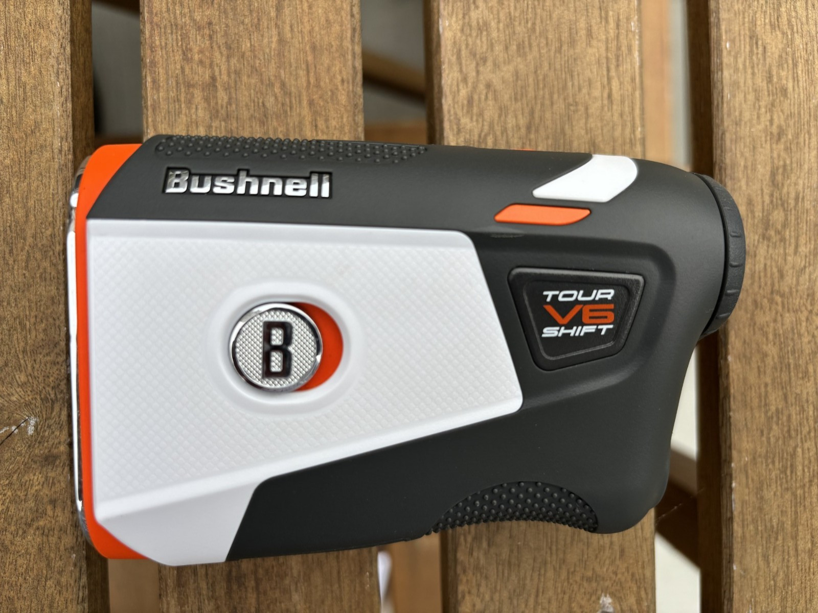*EXCELLENT* BUSHNELL TOUR V6 SHIFT LASER GOLF RANGEFINDER WITH SLOPE