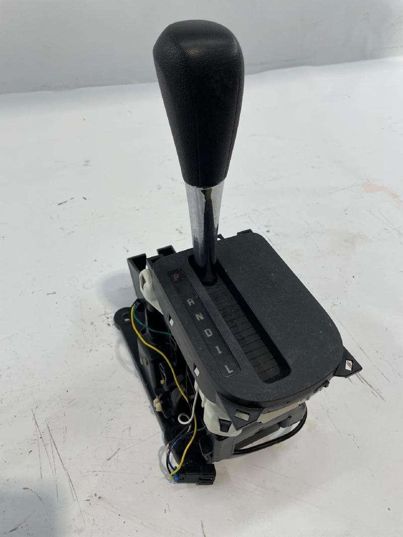 2006-2011 Chevrolet HHR Automatic Floor Gear Shifter Assemly Oem