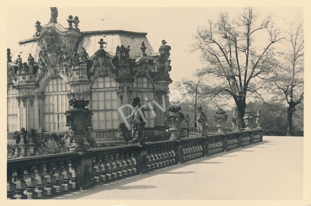 WK2 Wehrmacht Limousine Photo Trip To Dresden Zwinger 1939 M1.85