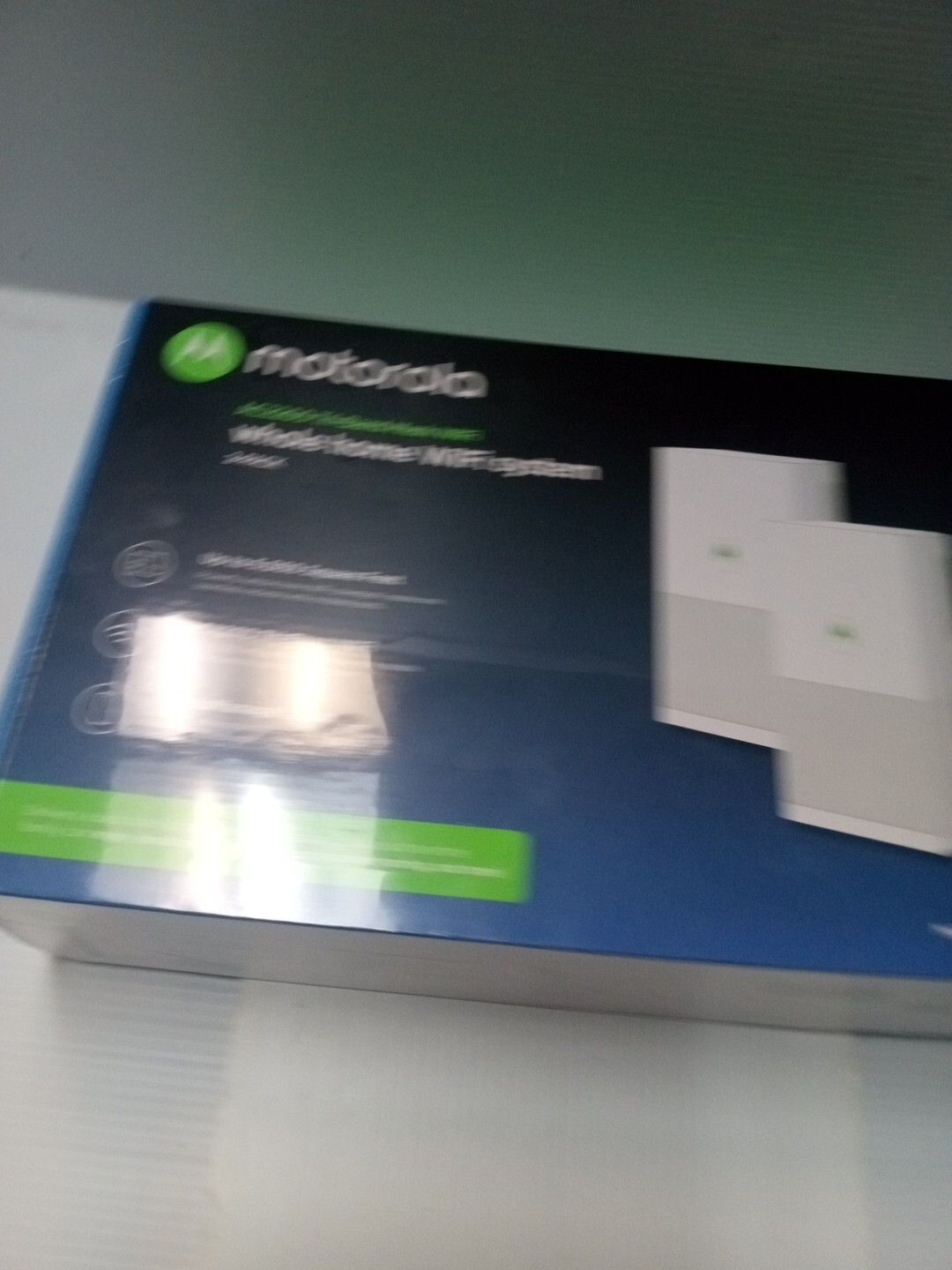 NEW Motorola Whole Home Mesh WiFi System AC2200 Tri-Band WiFi 2-Pack