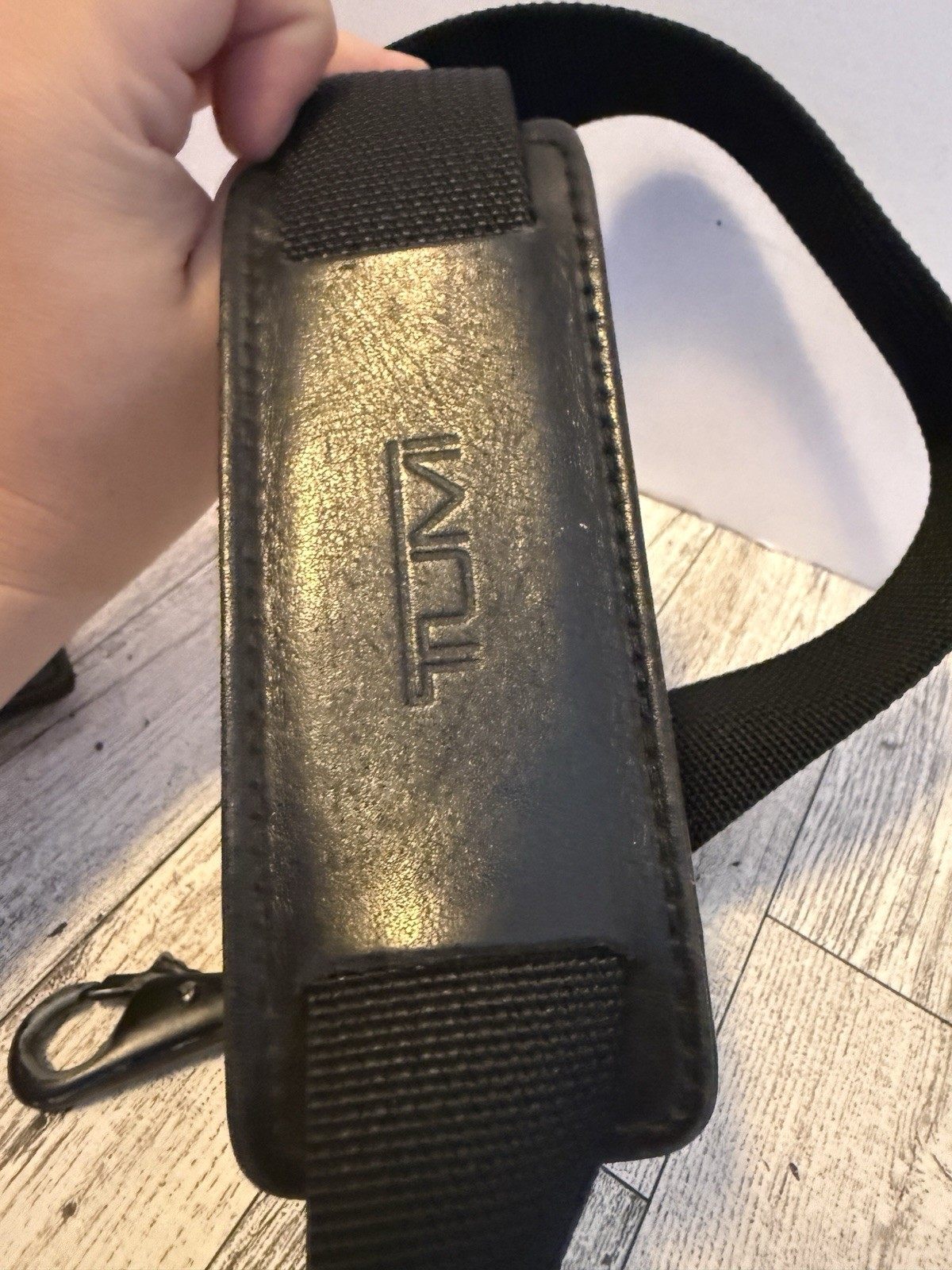 Tumi Padded Replacement Shoulder Strap and Leather Luggage Tag Set Black