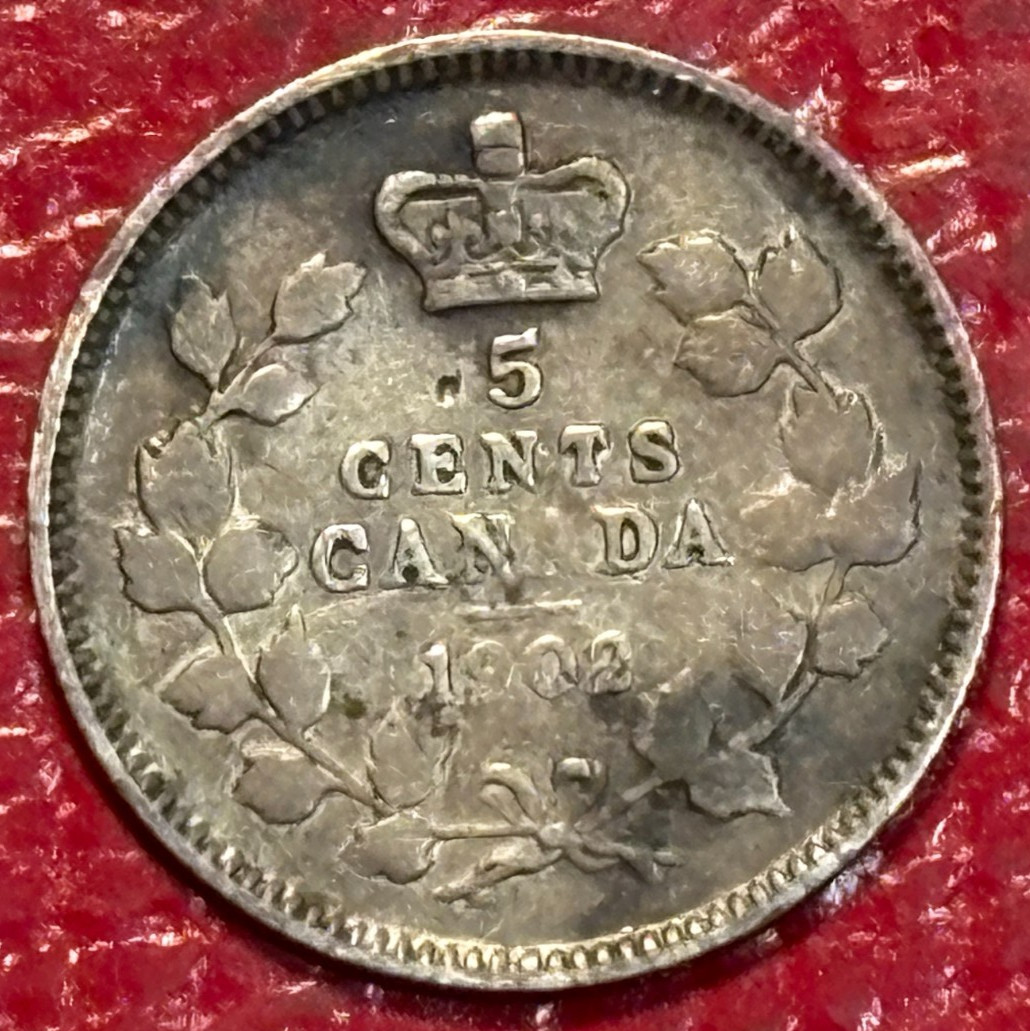 VG DETAILS (BENT IN MIDDLE) 1902 CANADA SILVER 5 CENTS COINS-APR021