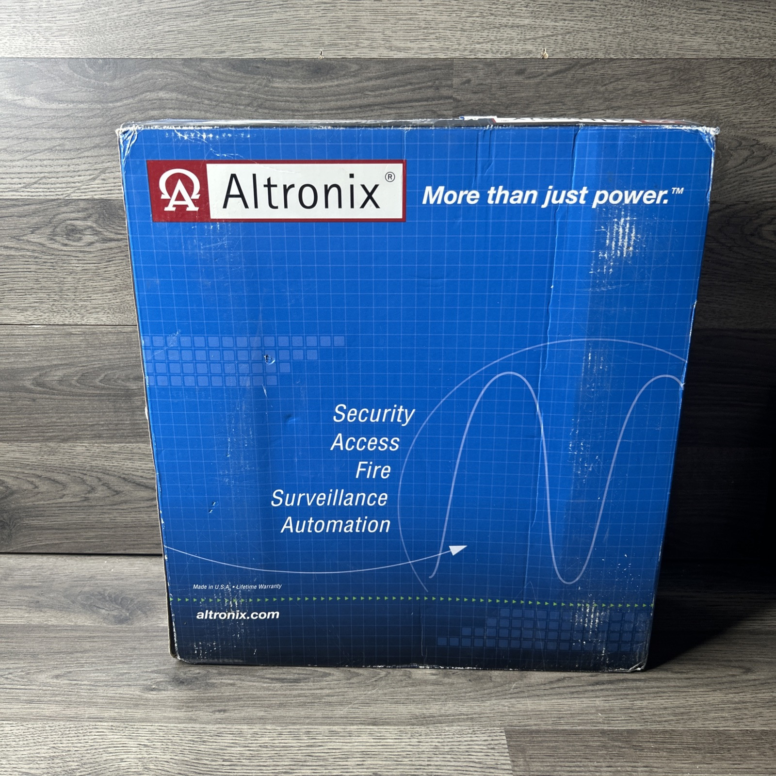 NEW Altronix SMP3PMCTX Supervised Power Supply/Batter Charger Grey Enclosure