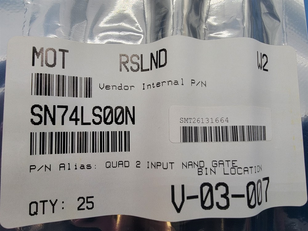 New (28pcs) SN74LS00N MOTOROLA IC Logic