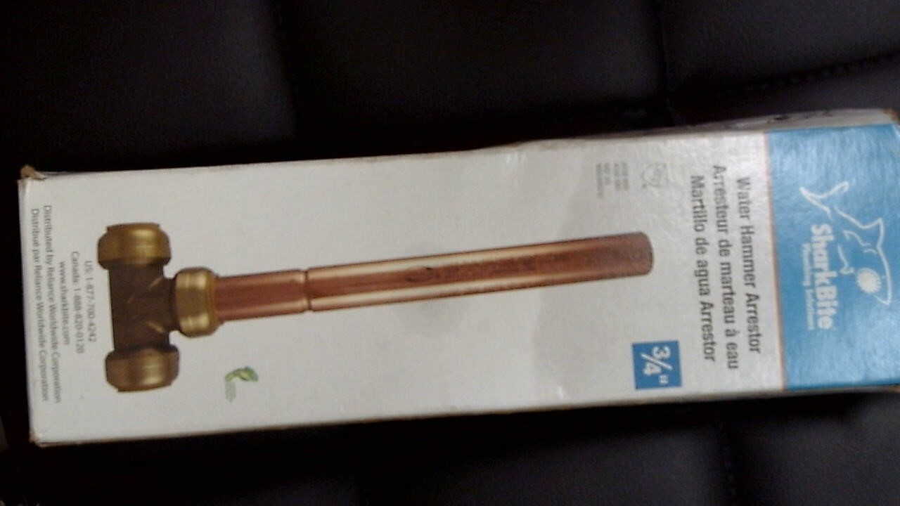 SharkBite Max 3/4 in Push-to-Connect Brass Residential Water Hammer Arrestor Tee