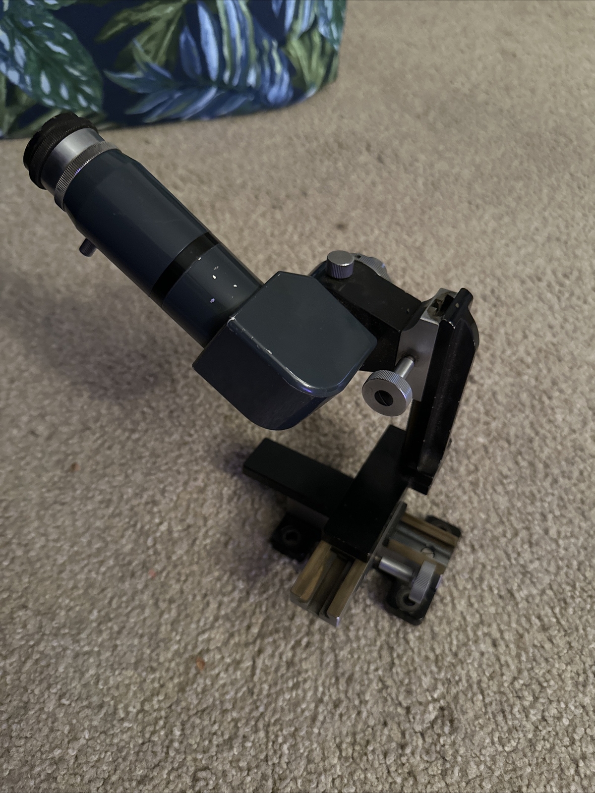 Nikon Miruc EPOI Optical Comparator Measuring Microscope Inspection XYZ Stand