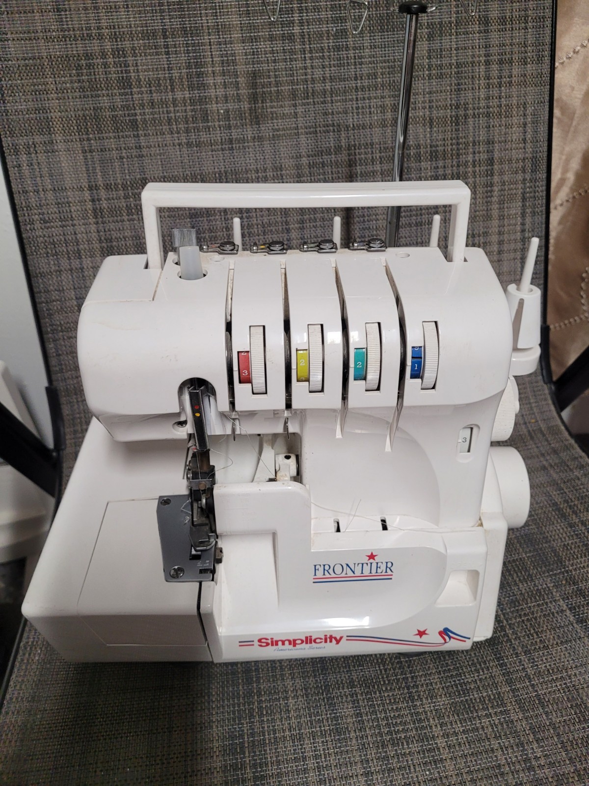 Vintage Simplicity  SL390 Sewing Machine, Untested