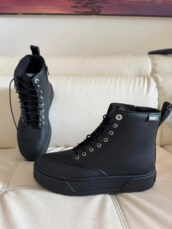 🎁🎀 New PUMA Black Genuine Leather Ankle Boots Size 39