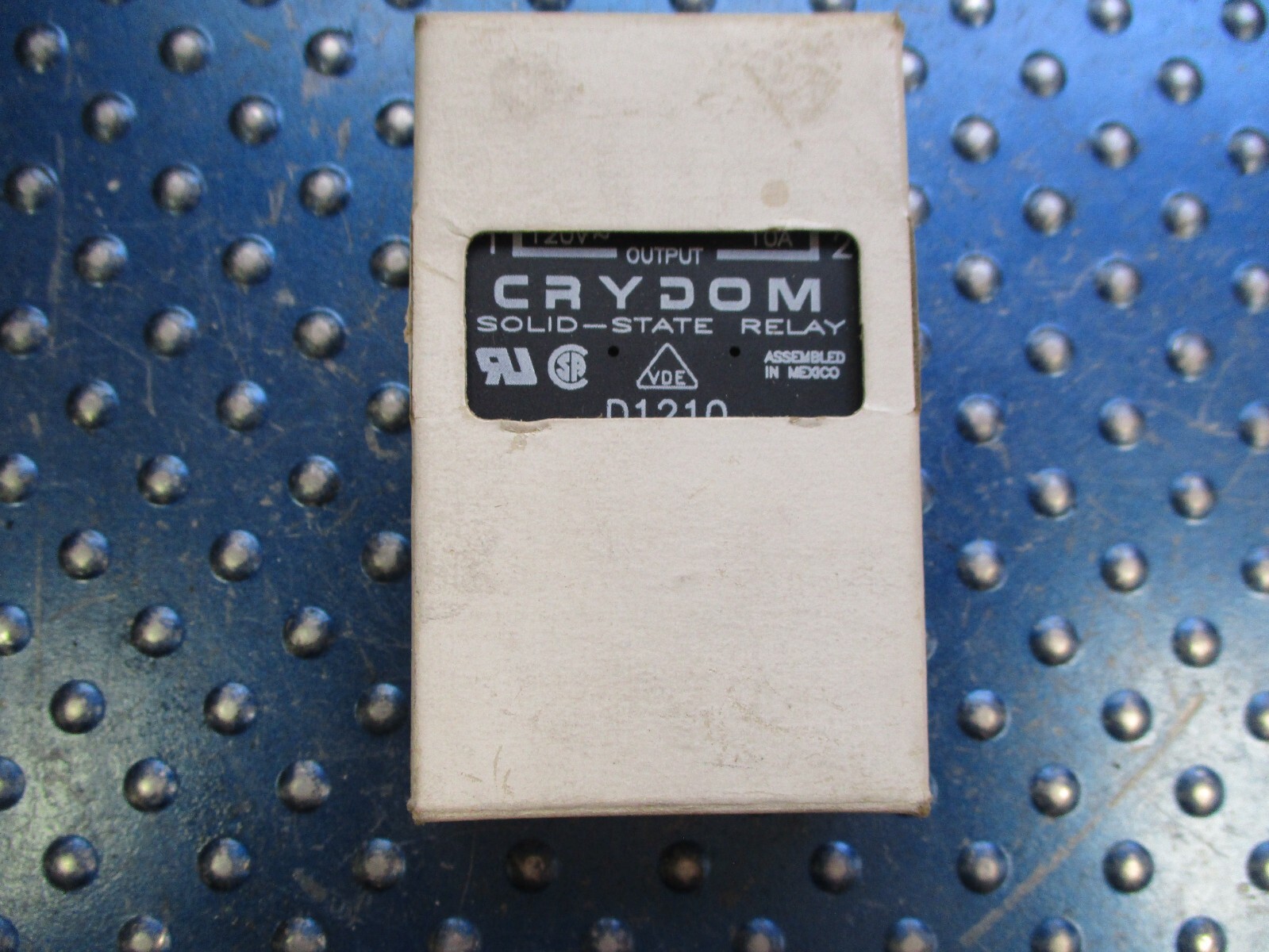 NEW CRYDOM SOLID STATE RELAY D1210