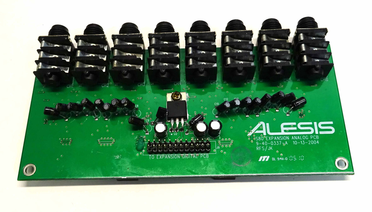 Alesis Fusion Expansion Analog board