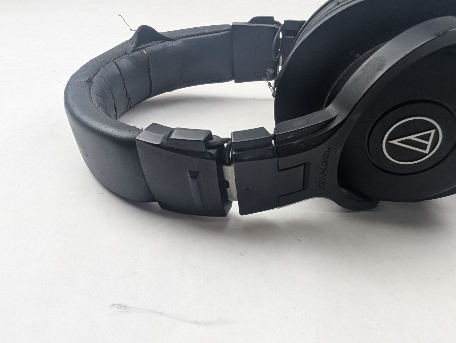 Audio-Technica ATH-M30X Over the Ear Headphone - Needs pads