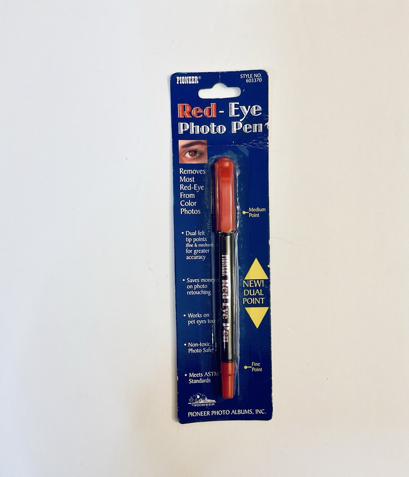 Pioneer Red-Eye Photo Pen with Dual Felt Tips New In Package 2002 New Old Stock
