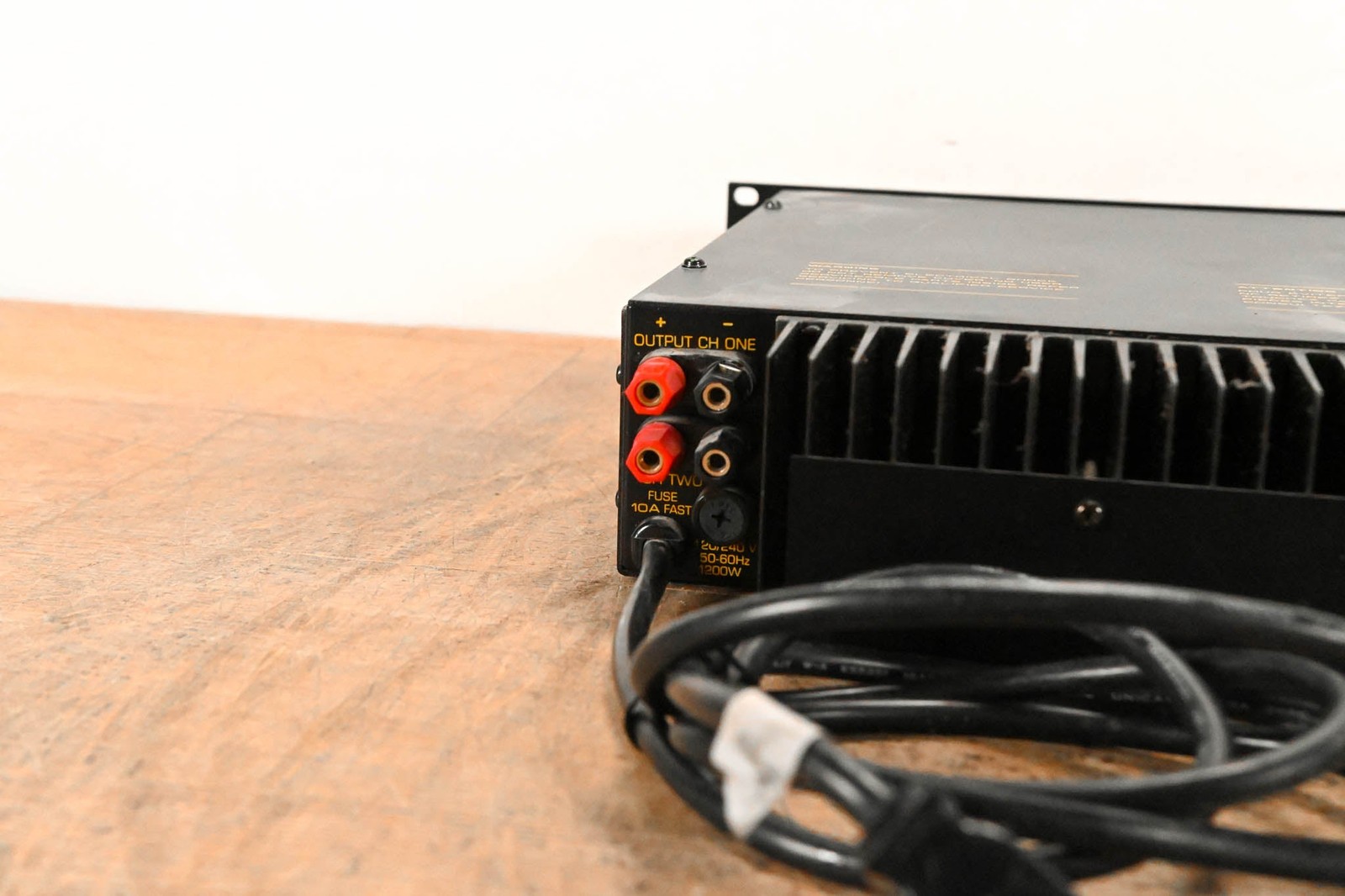 AB International 1650 2-Channel Power Amplifier CG01RRY