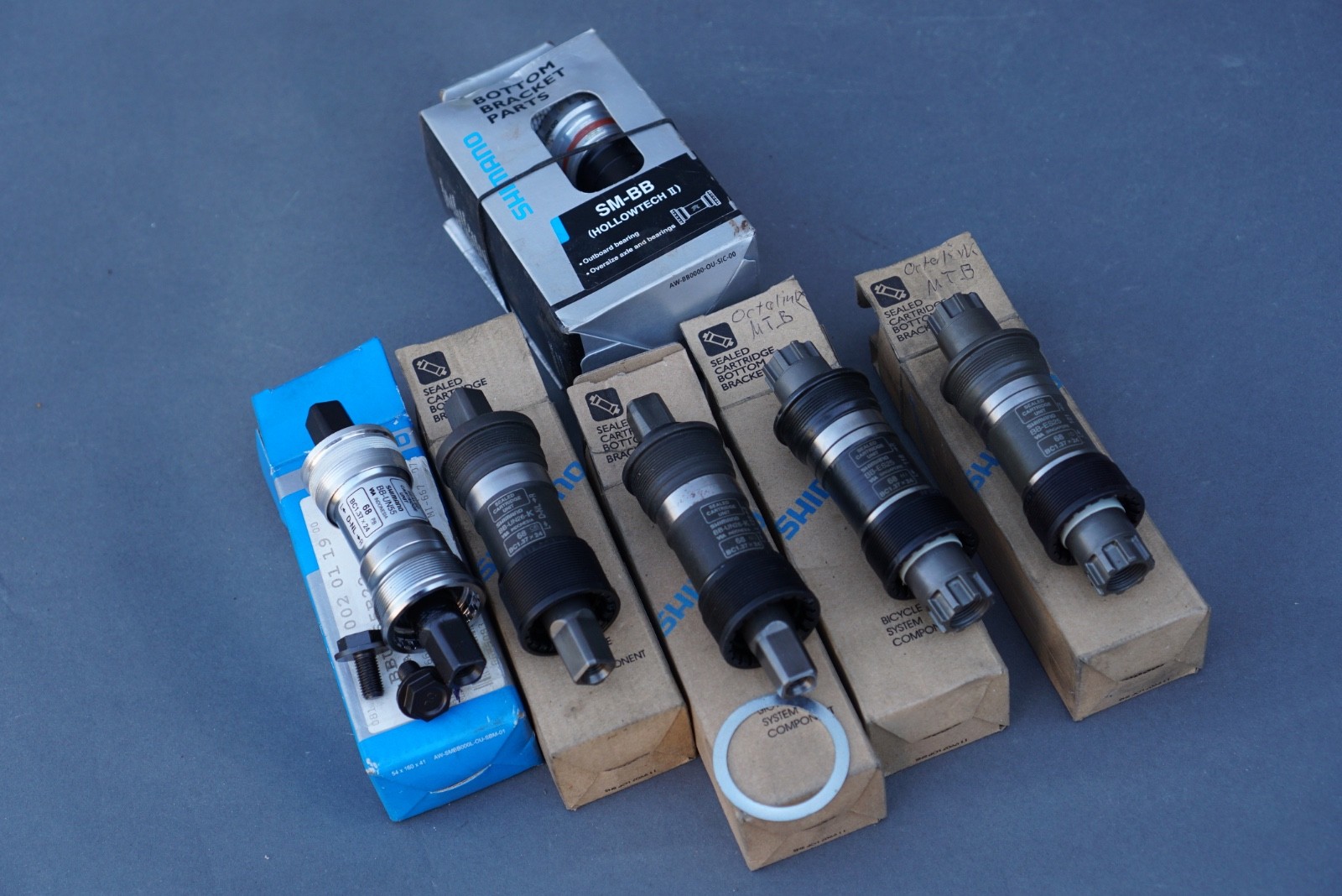 Shimano Bottom Bracket Bottom Bracket BSA BB-UN26-K ES25 SM-BB70 UN55 XT Octalink