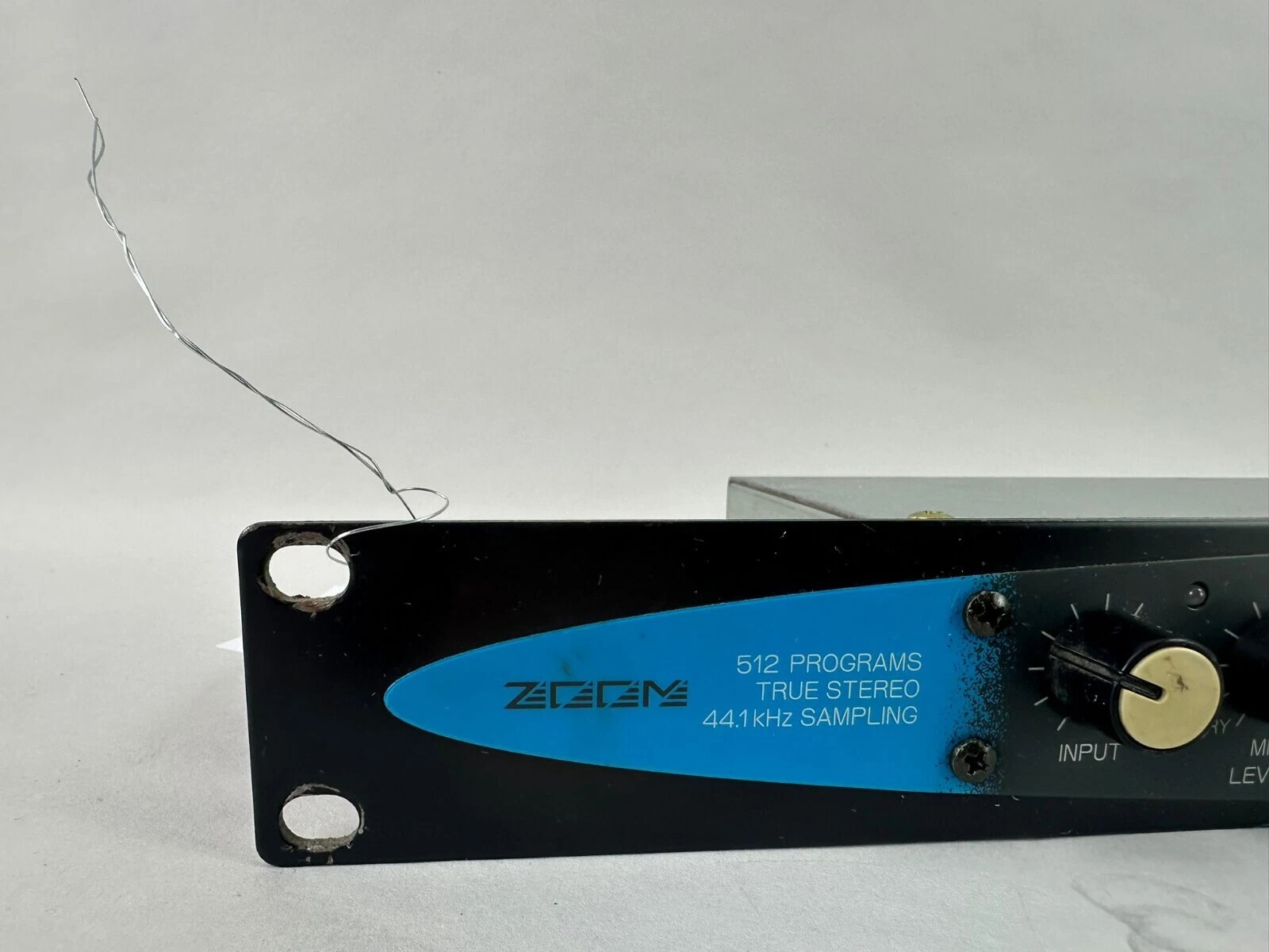 Zoom 1202 Multi-Effect Processor Untested